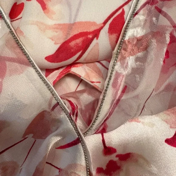 Pink and white silk blend floral blouse, size 14, from White House Black Market - Picture 4 of 8